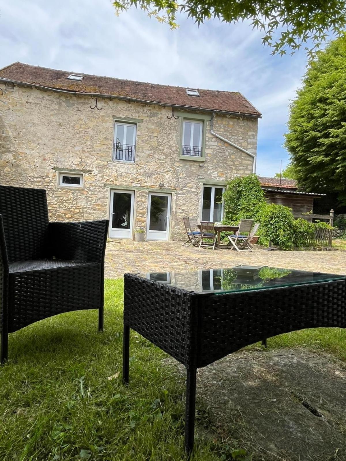 Les Ecuries Bed and Breakfast Recloses Buitenkant foto